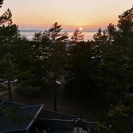 In Yyteri Sauna, Views, Hot Tube And * Pori